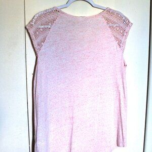 Bleu Grey -  Sleeveless T-Shirt in Light Pink, Size L